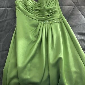 David’s Bridal Green Bridesmaid Dress